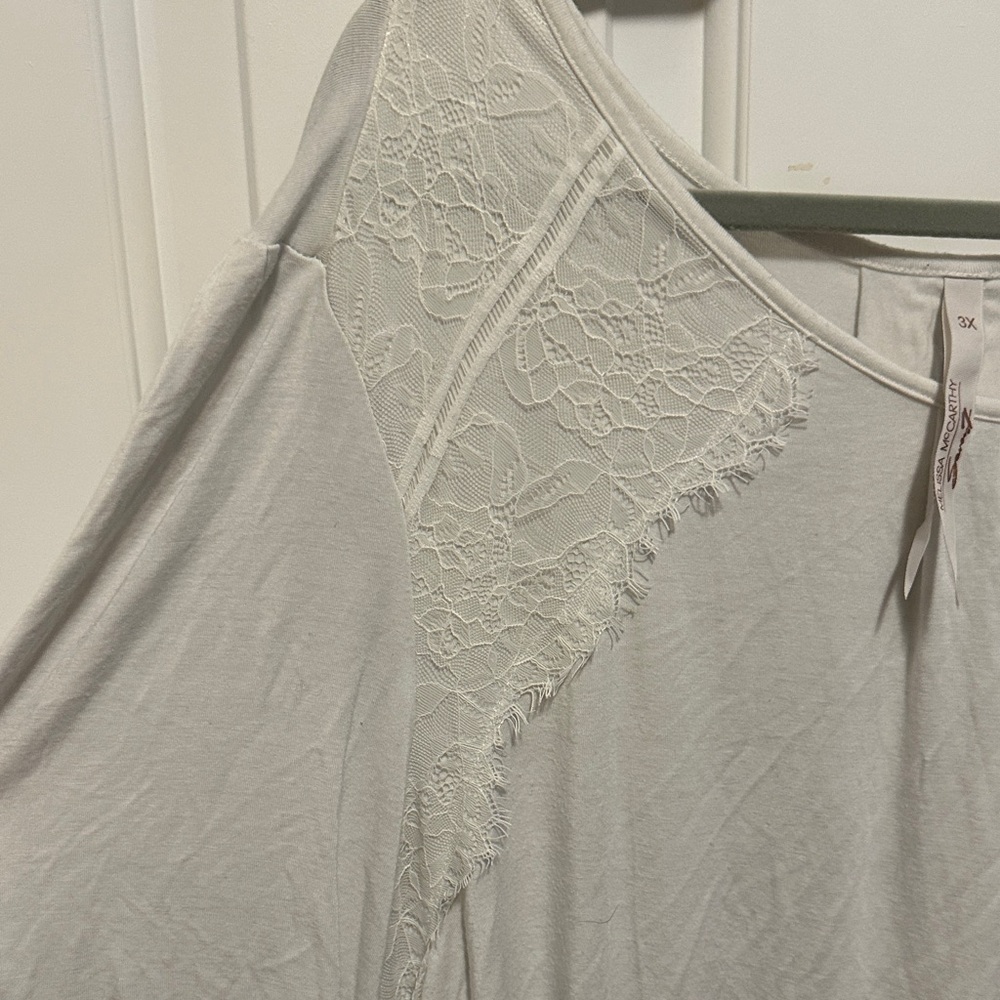 Melissa McCarthy Cream/White Lace Detail Tunic - Picture 3 of 7